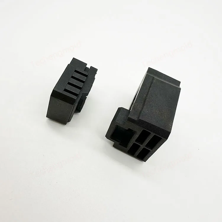 特诚科技PA66精密注塑件实拍 1